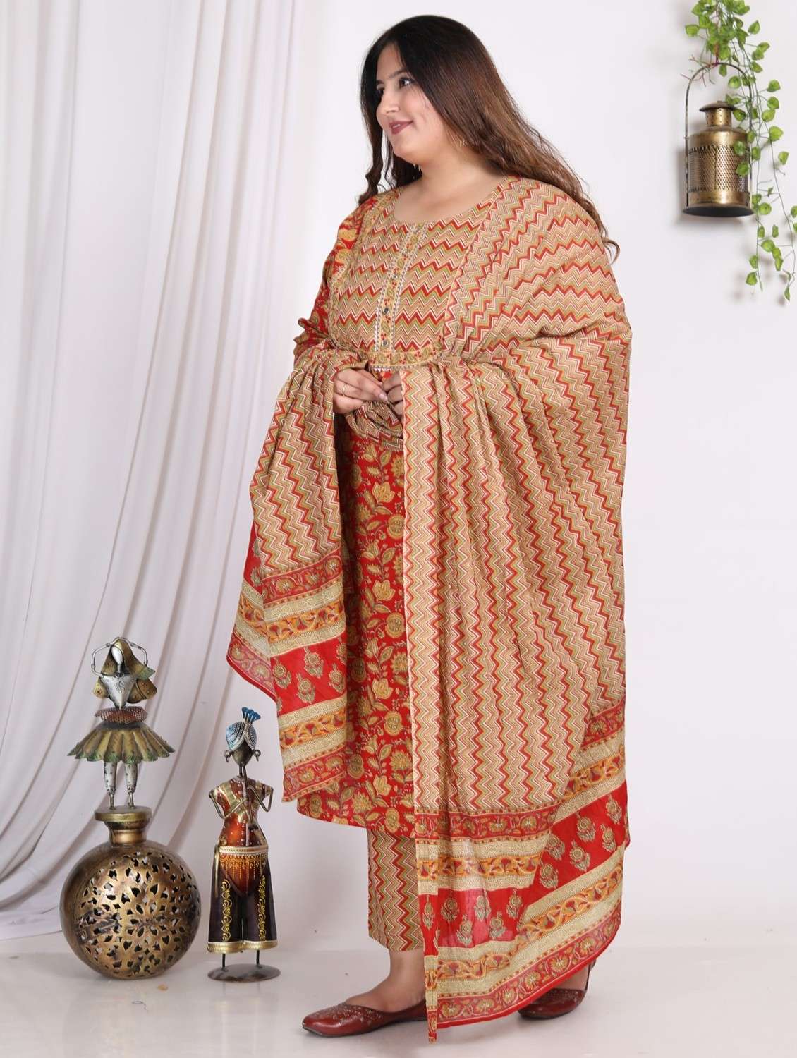 women printed three quarter sleeve kurta pant with dupatta set - 22076476 -  Standard Image - 1