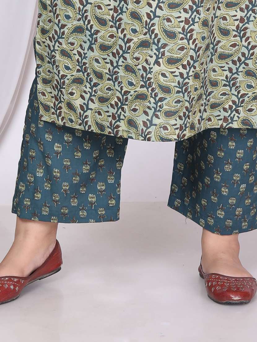 women paisley printed three quarter sleeve kurta pant with dupatta set - 22076479 -  Standard Image - 4