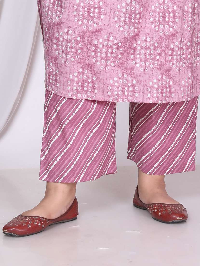 women printed three quarter sleeve kurta pant with dupatta set - 22076481 -  Standard Image - 4