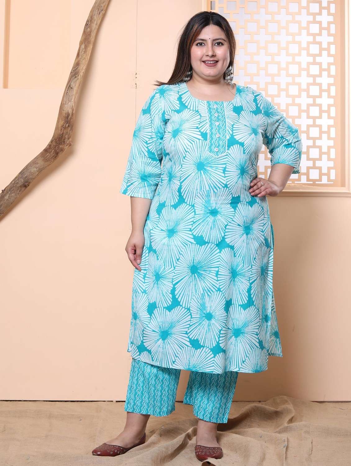 women printed three quarter sleeve kurta pant with dupatta set - 22076489 -  Standard Image - 1