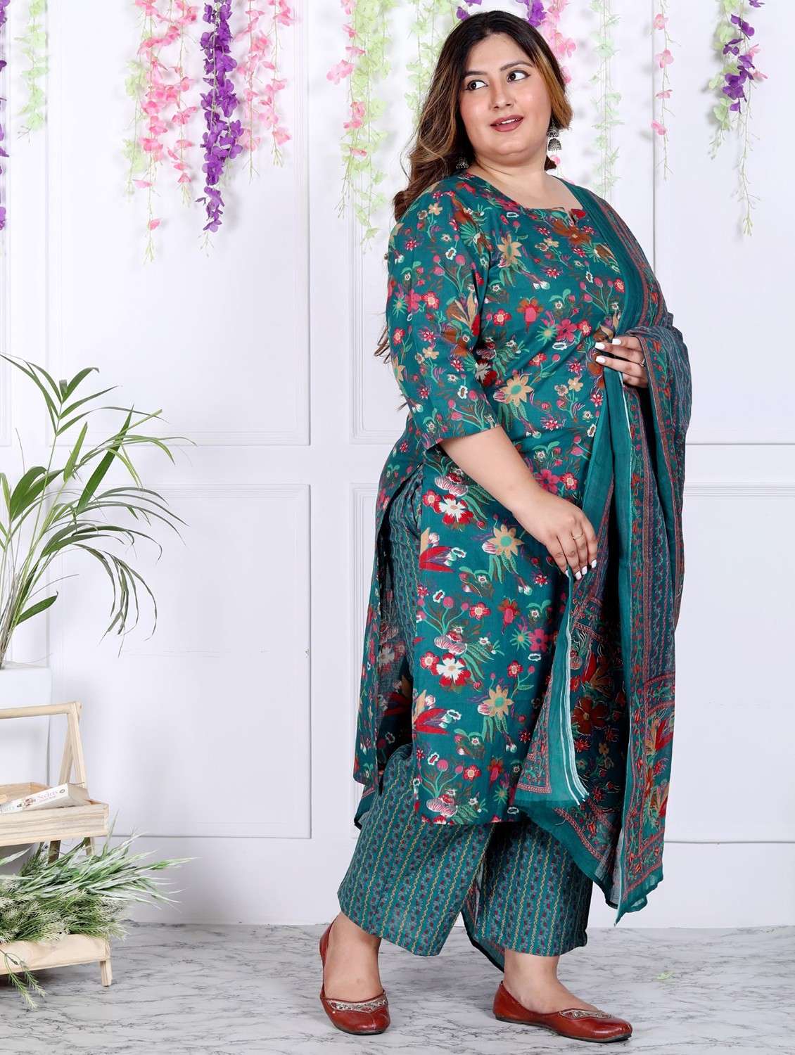 women floral printed three quarter sleeve kurta pant with dupatta set - 22076495 -  Standard Image - 1