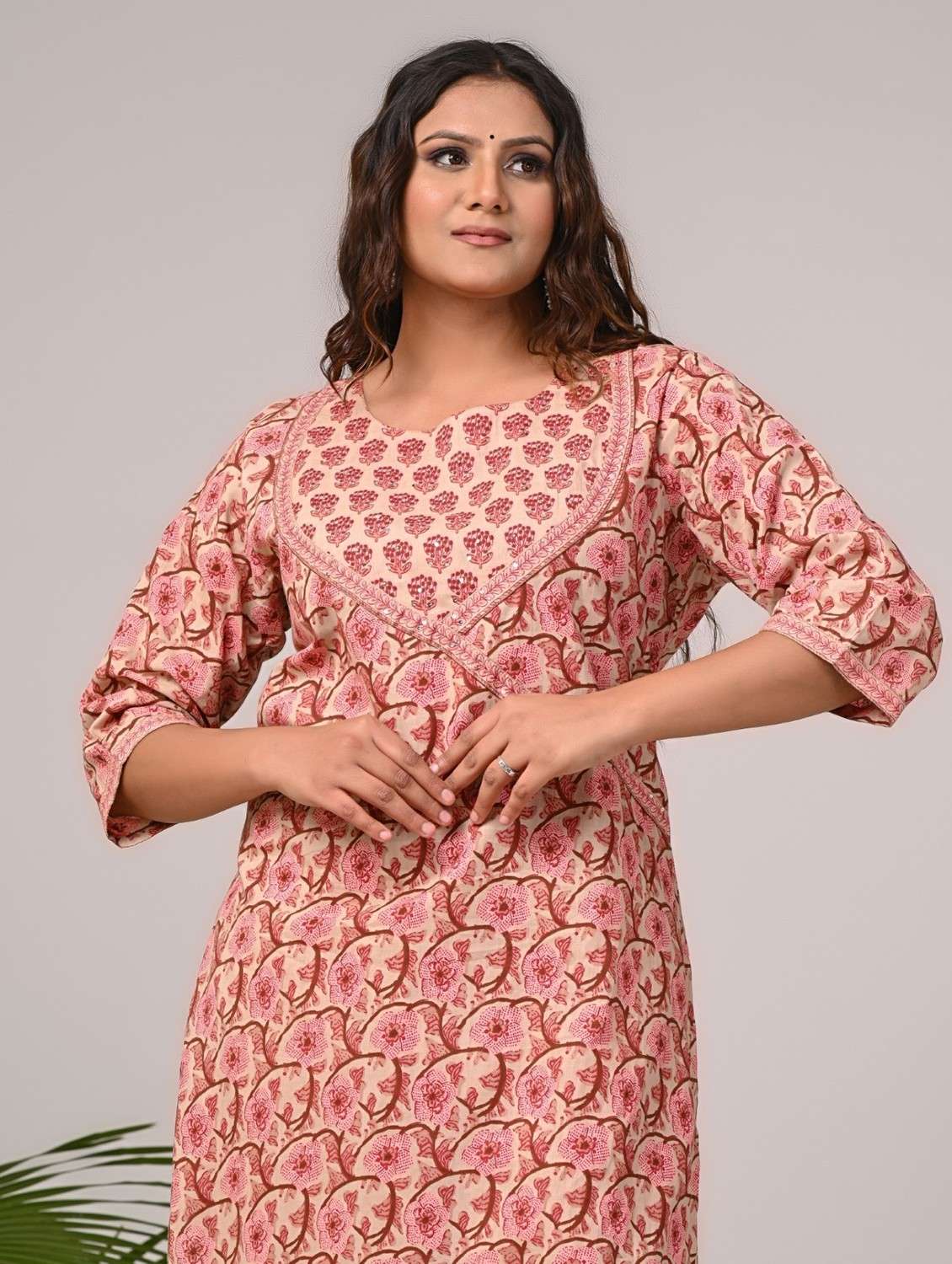 women floral printed three quarter sleeve kurta pant with dupatta set - 22076510 -  Standard Image - 4