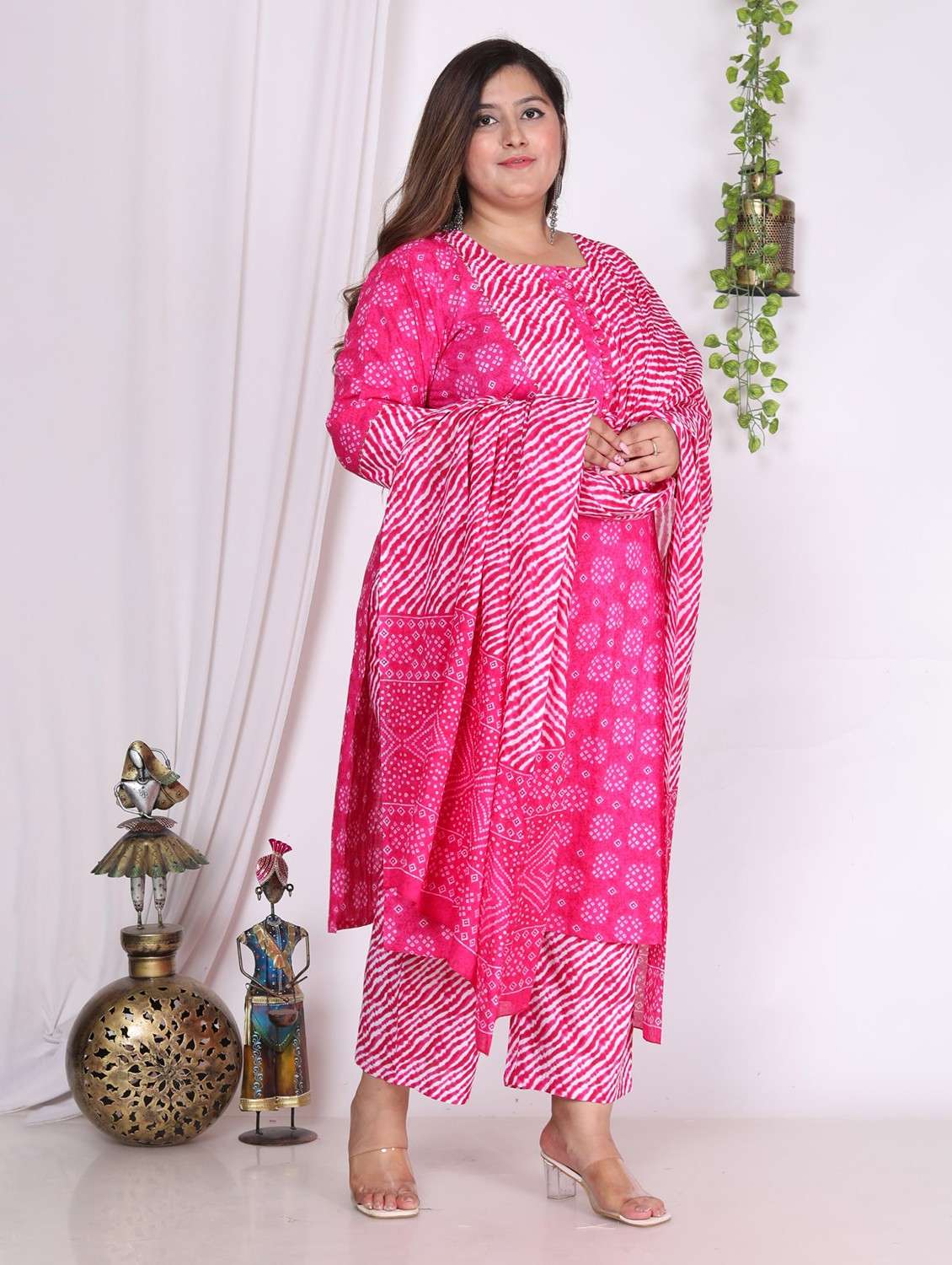 women bandhani printed three quarter sleeve kurta pant with dupatta set - 22076514 -  Standard Image - 1