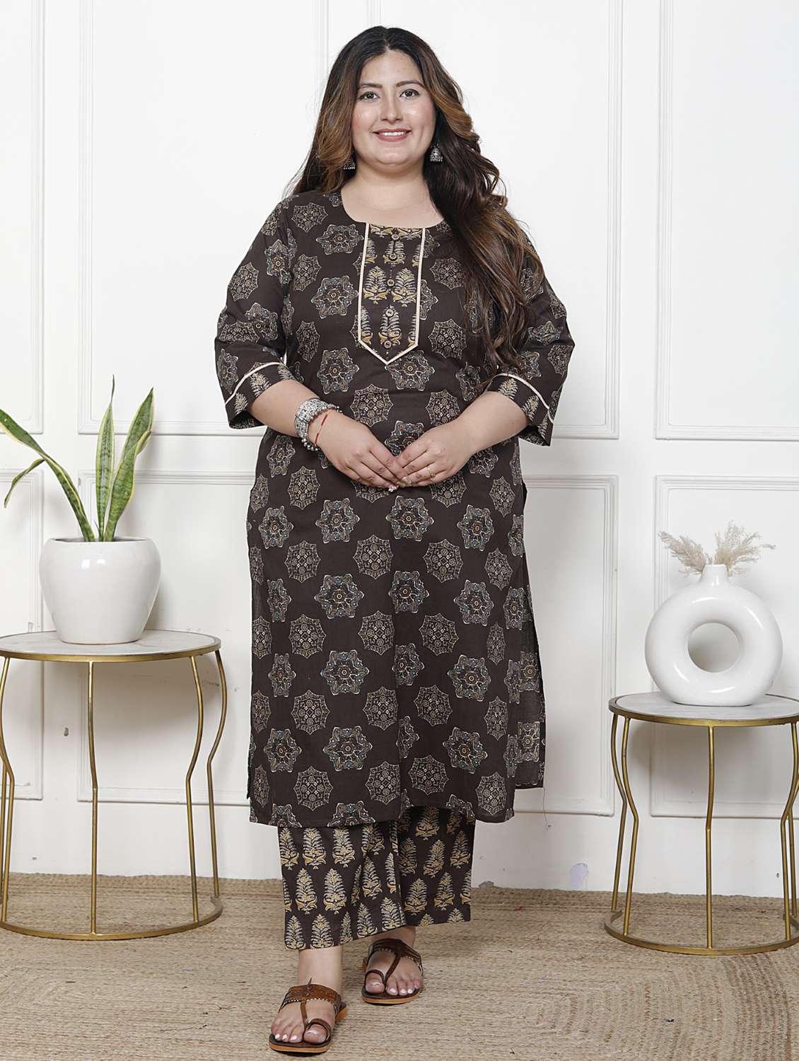 women printed three quarter sleeve kurta pant with dupatta set - 22076523 -  Standard Image - 1