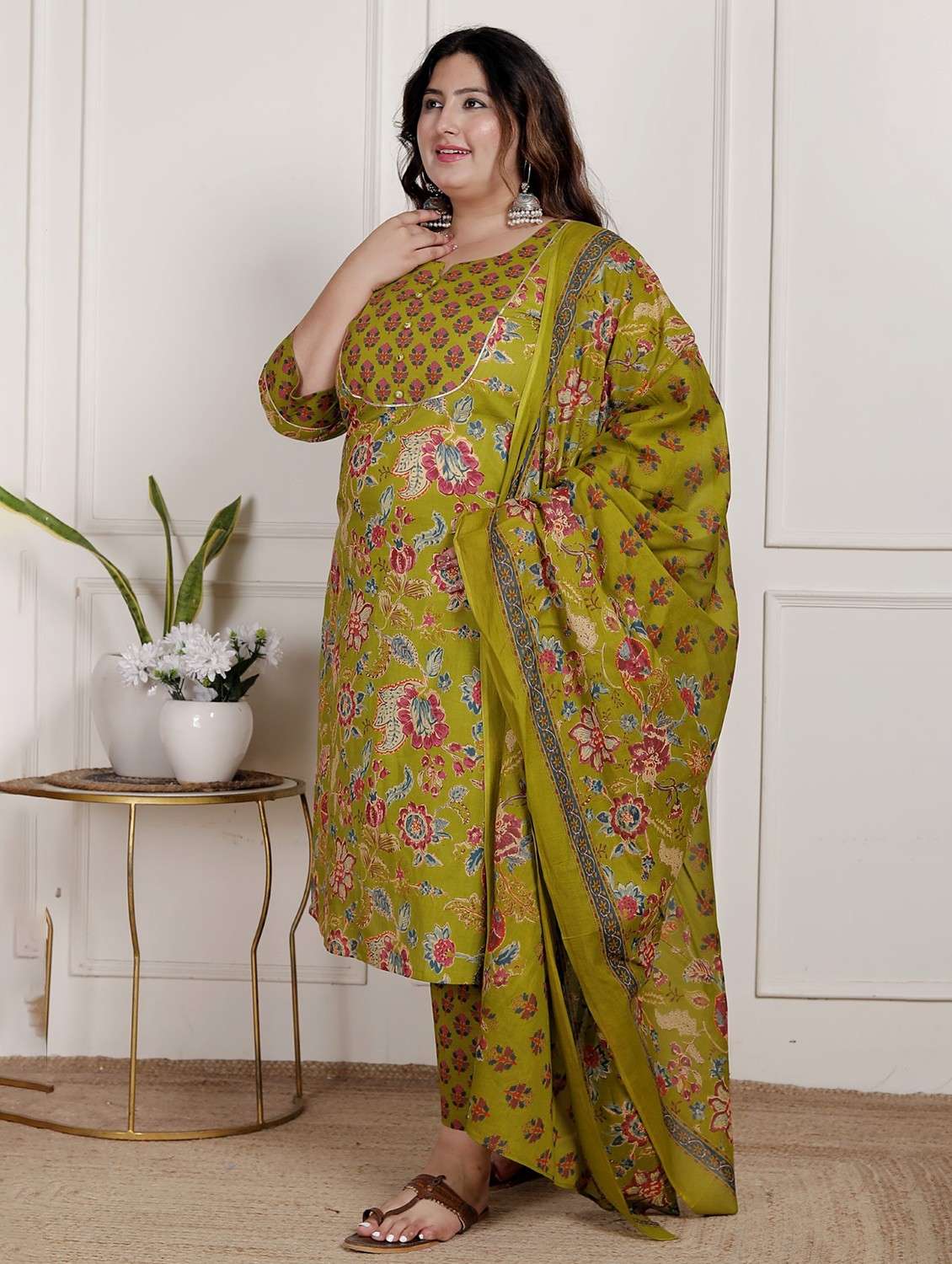 women floral printed three quarter sleeve kurta pant with dupatta set - 22076554 -  Standard Image - 1