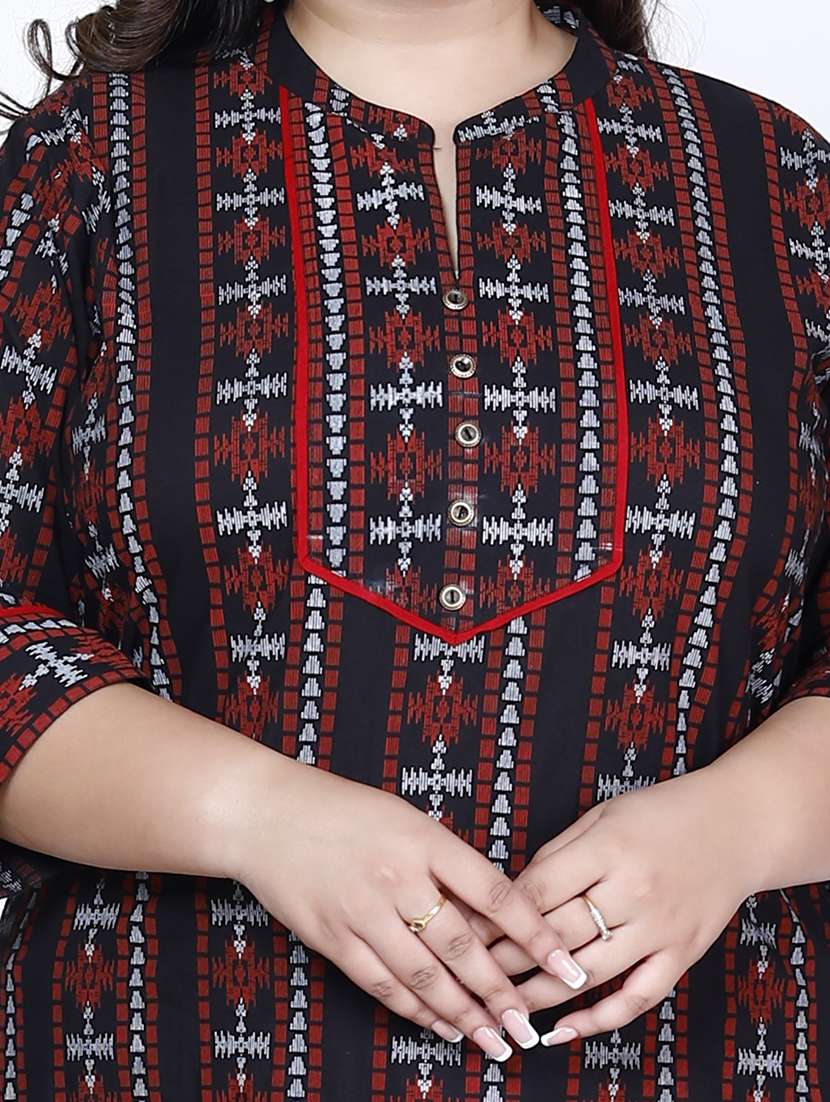 women plus size three quarter sleeve straight kurta - 22076564 -  Standard Image - 4