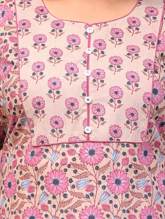 women plus size three quarter sleeve straight kurta - 22076572 - Standard Image - 4