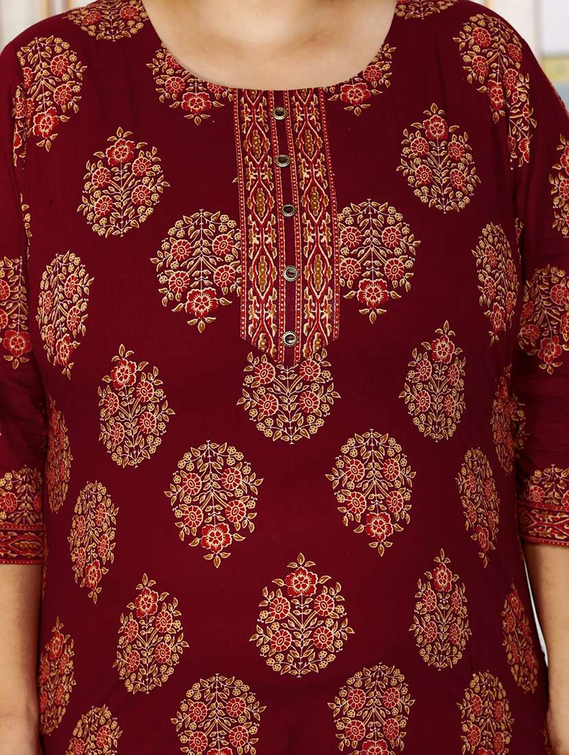 women plus size three quarter sleeve straight kurta - 22076577 -  Standard Image - 4