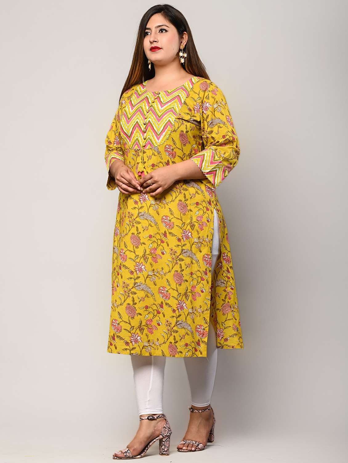 women plus size three quarter sleeve straight kurta - 22076609 -  Standard Image - 1