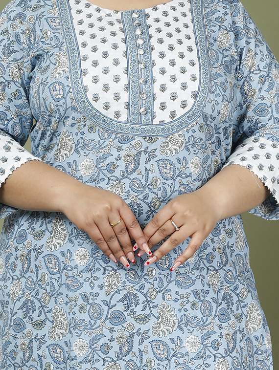 women plus size three quarter sleeve straight kurta - 22076637 -  Standard Image - 4