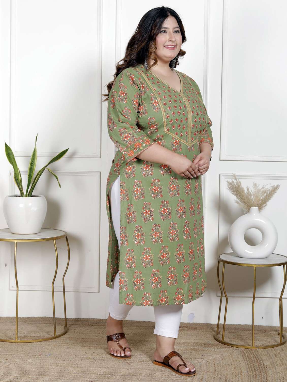 women plus size three quarter sleeve straight kurta - 22076663 -  Standard Image - 1