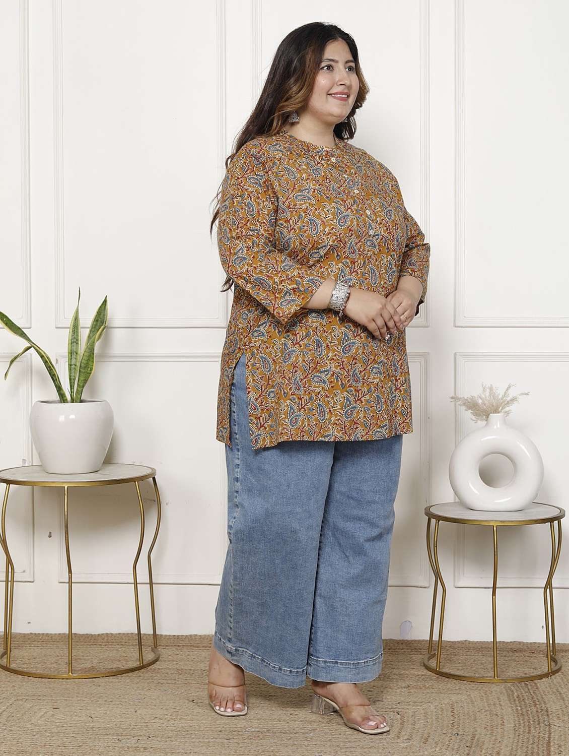 women plus size three quarter sleeve straight kurti - 22076681 -  Standard Image - 1