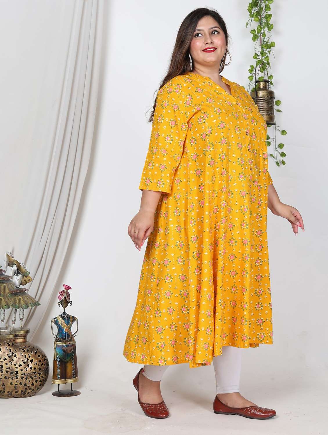 women printed three quarter sleeve flared kurta - 22076785 -  Standard Image - 1