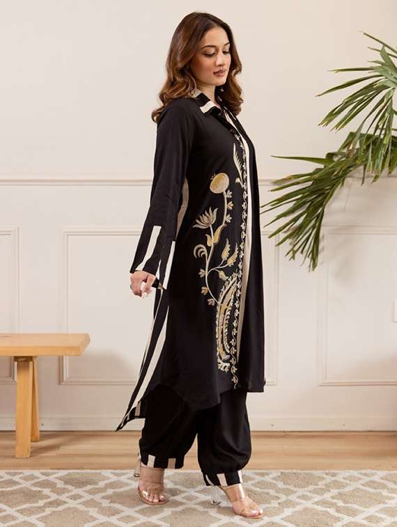 women printed long sleeve kurta salwar set - 22076943 -  Standard Image - 1