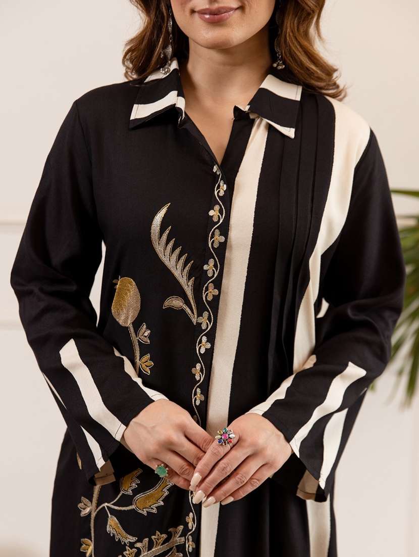 women printed long sleeve kurta salwar set - 22076943 - Standard Image - 4