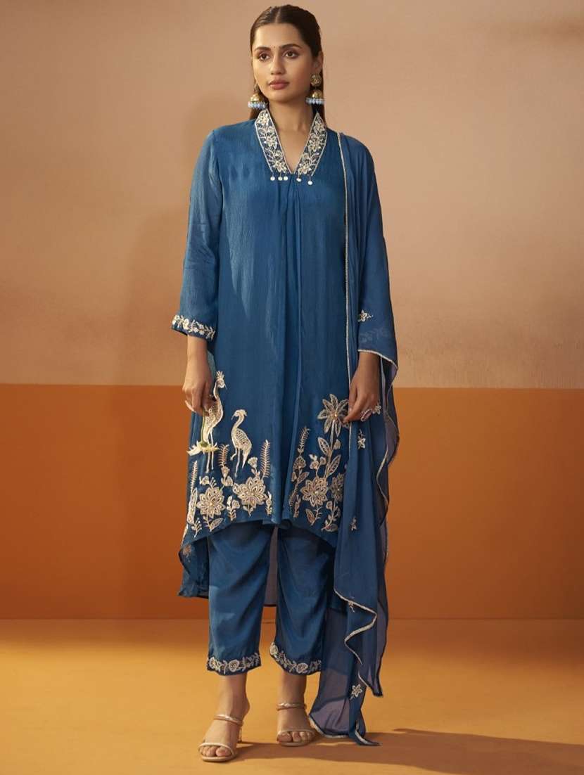 women embroidered three quarter sleeve kurta pant with dupatta set - 22076984 -  Standard Image - 1
