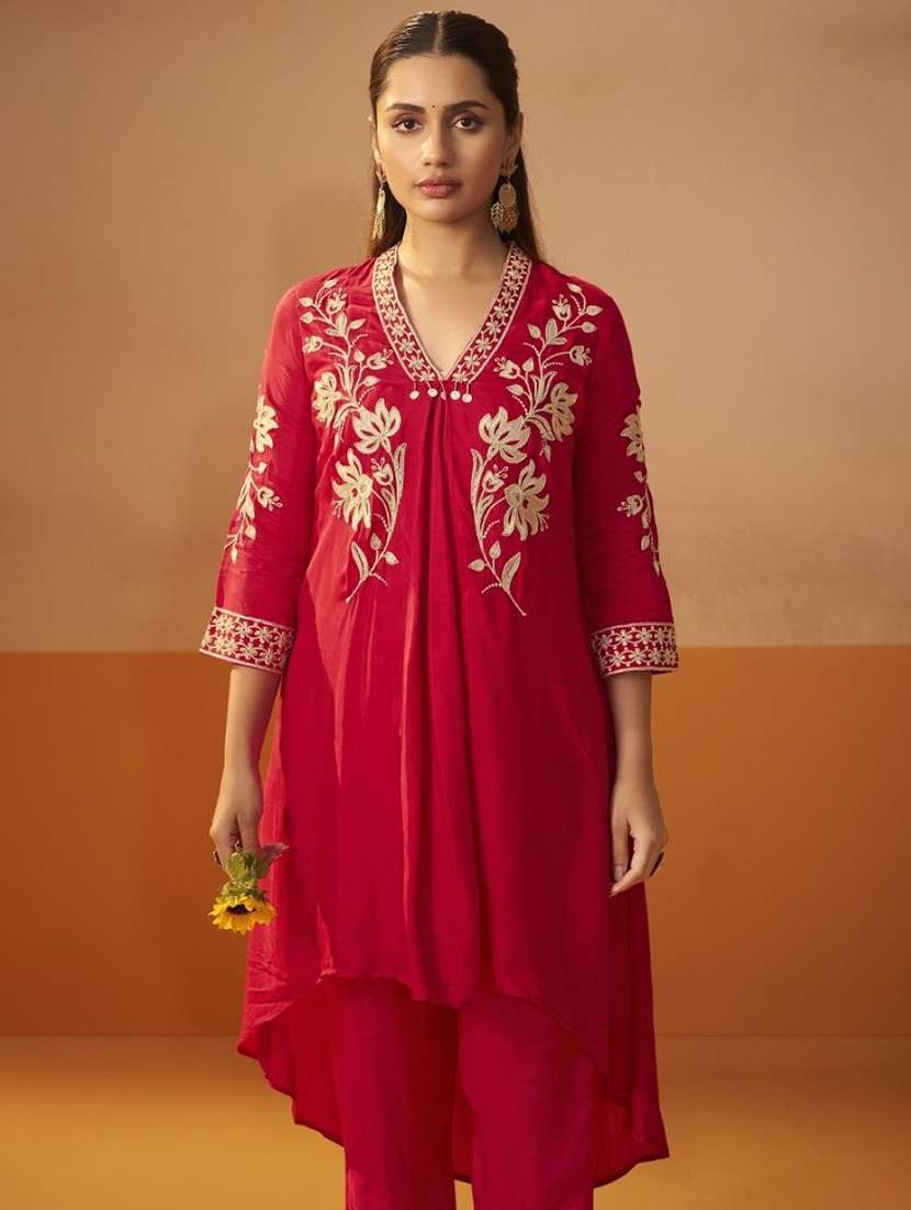 women embroidered three quarter sleeve kurta pant with dupatta set - 22076989 -  Standard Image - 1