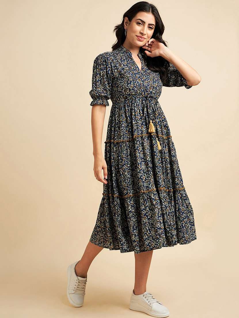 women printed puff sleeve tiered dress - 22077630 - Standard Image - 1