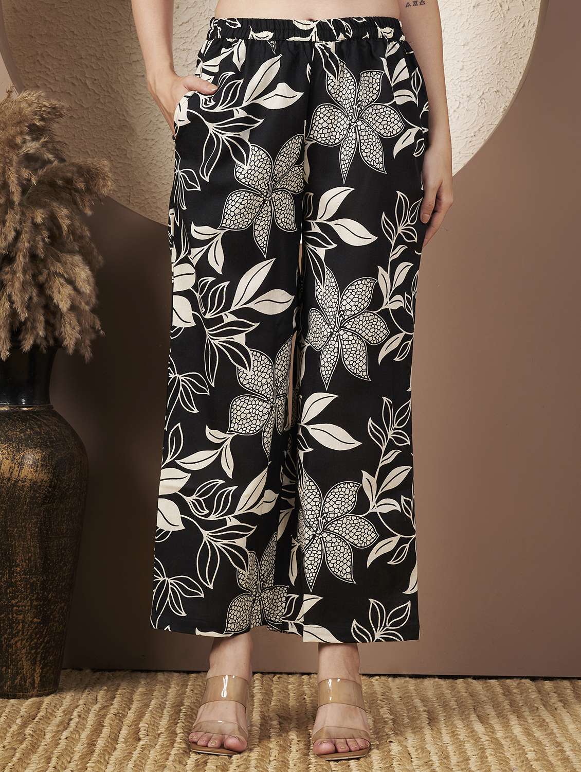 women floral print top and trouser co-ord set - 22077824 - Standard Image - 4