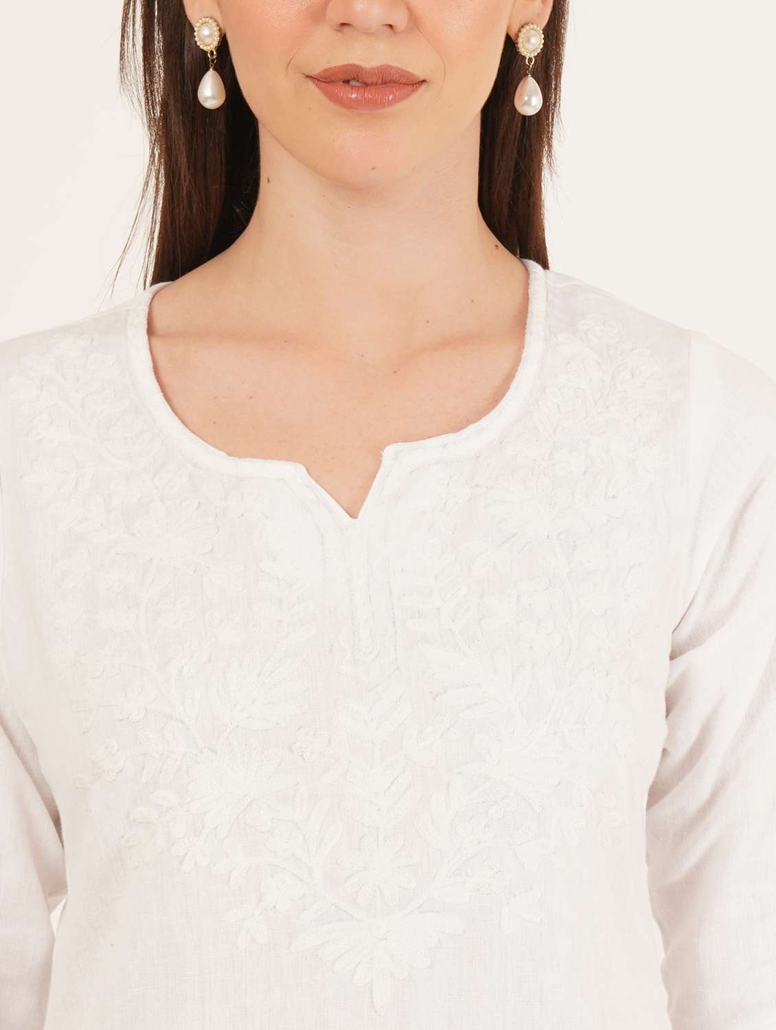 women embroidered three quarter sleeve kurti - 22077958 - Standard Image - 4