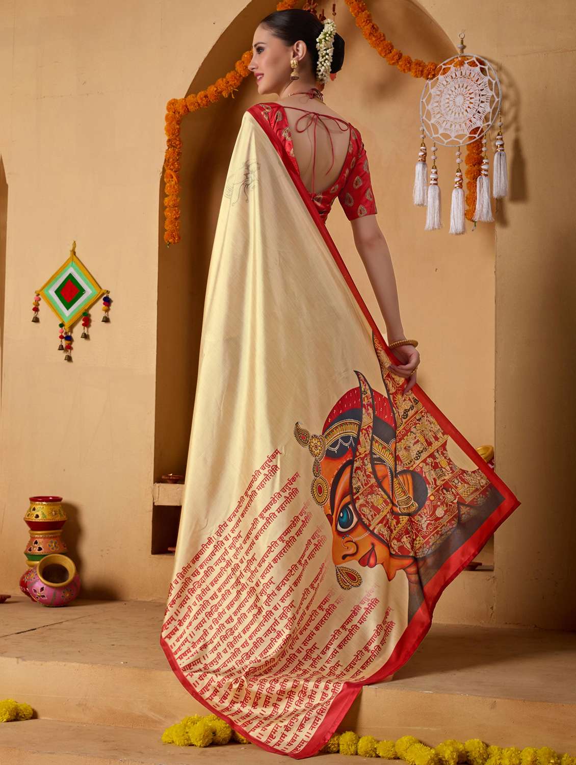 women printed casual wear saree with blouse - 22078190 - Standard Image - 4