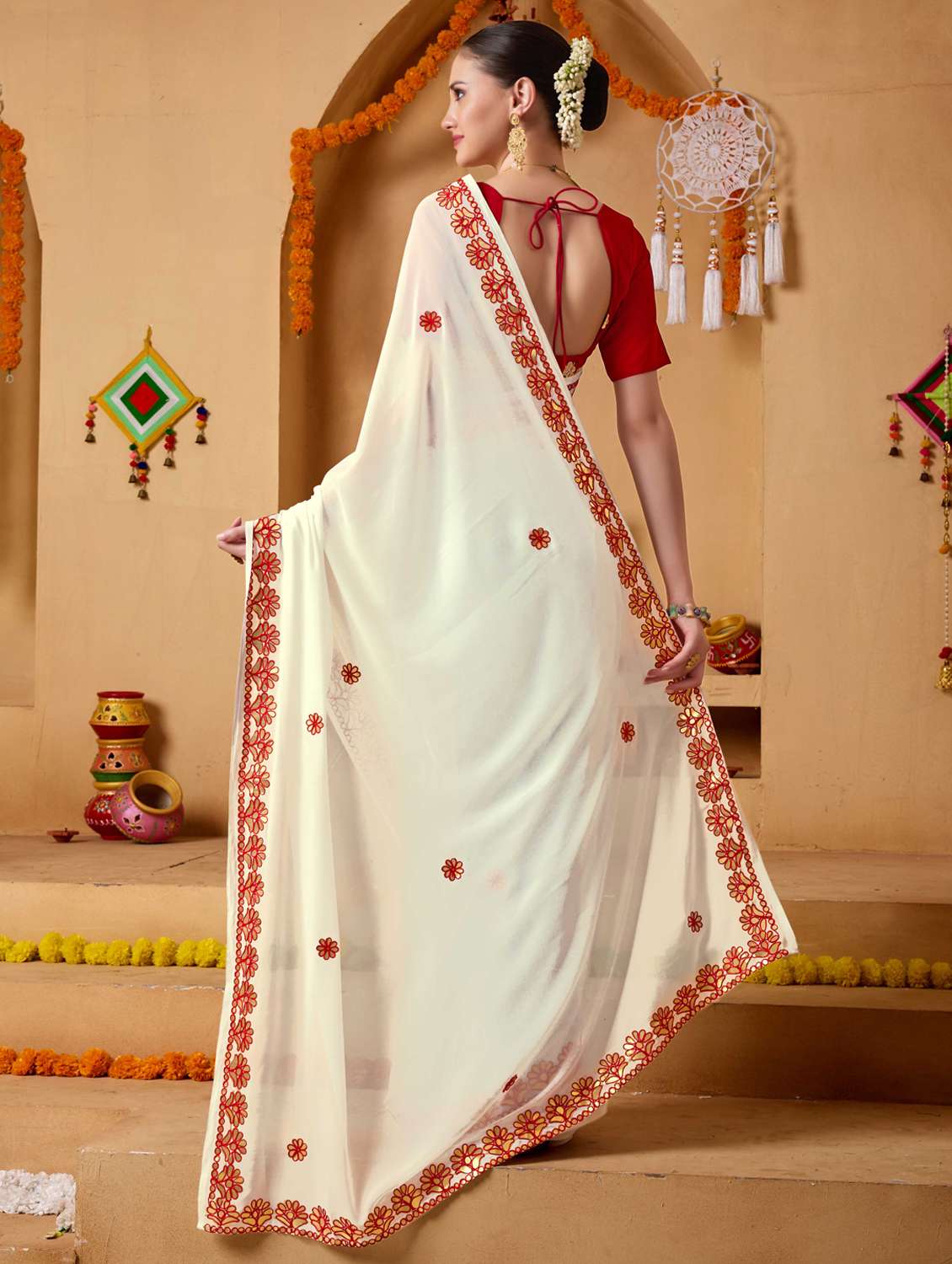 women solid with work embroidered saree with blouse - 22078207 -  Standard Image - 4