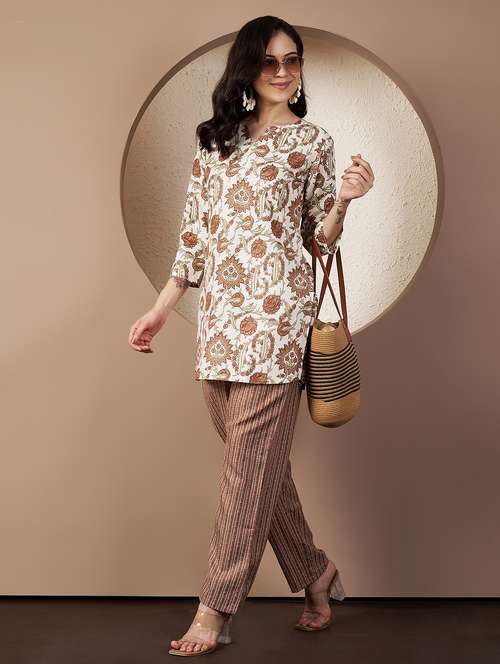 women printed three quarter sleeve co-ord set - 22078244 -  Standard Image - 0