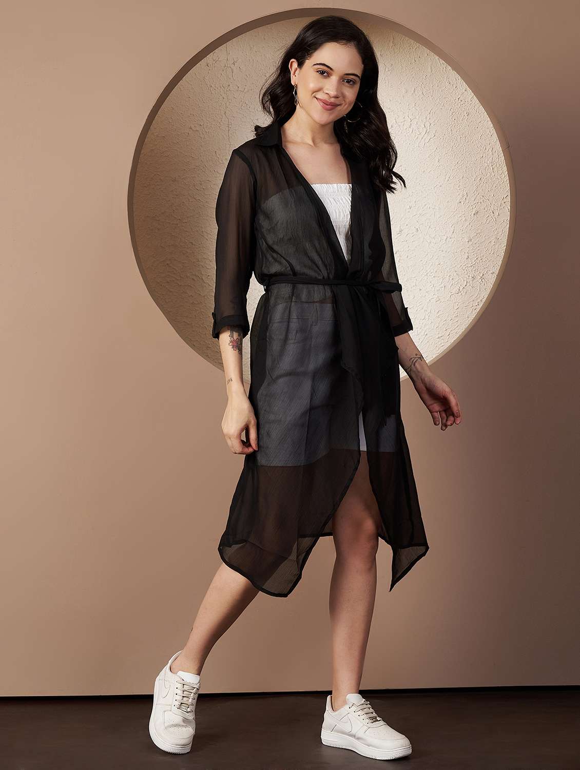 women black solid three quarter sleeve shrug - 22078246 - Standard Image - 4