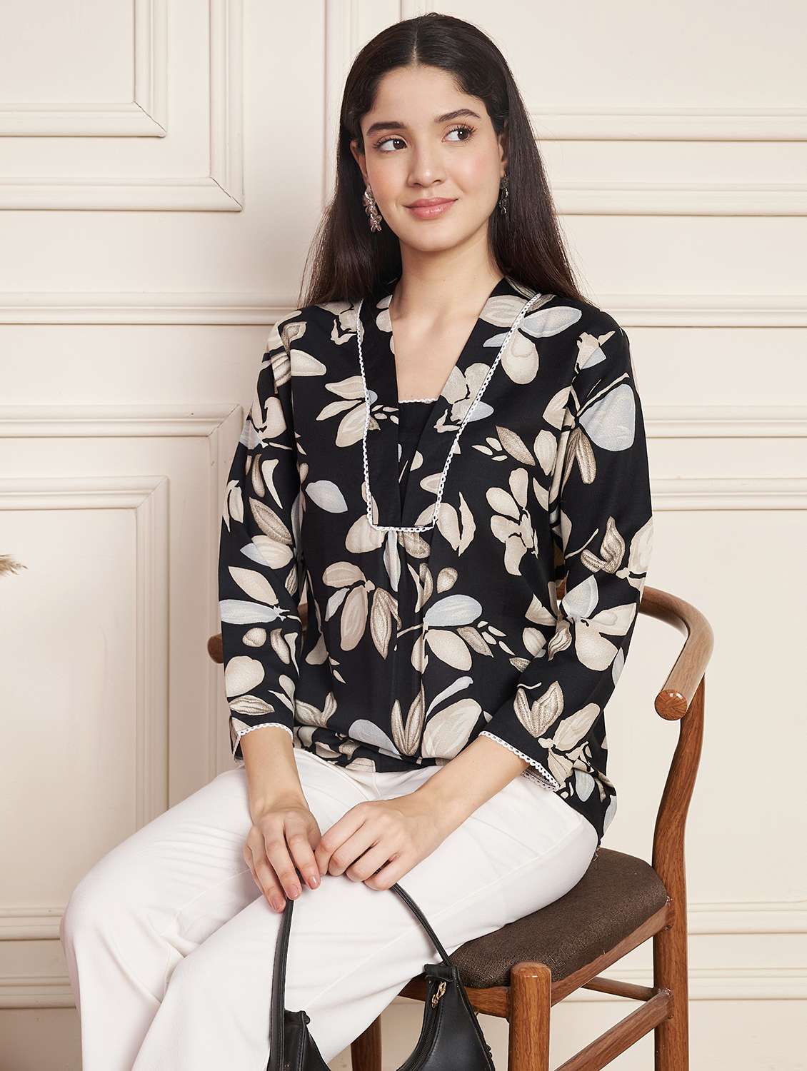 women printed three quarter sleeve regular top