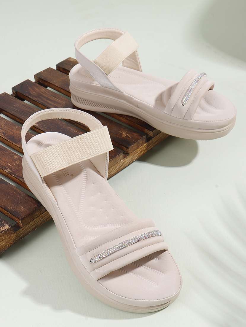 women solid back strap wedges