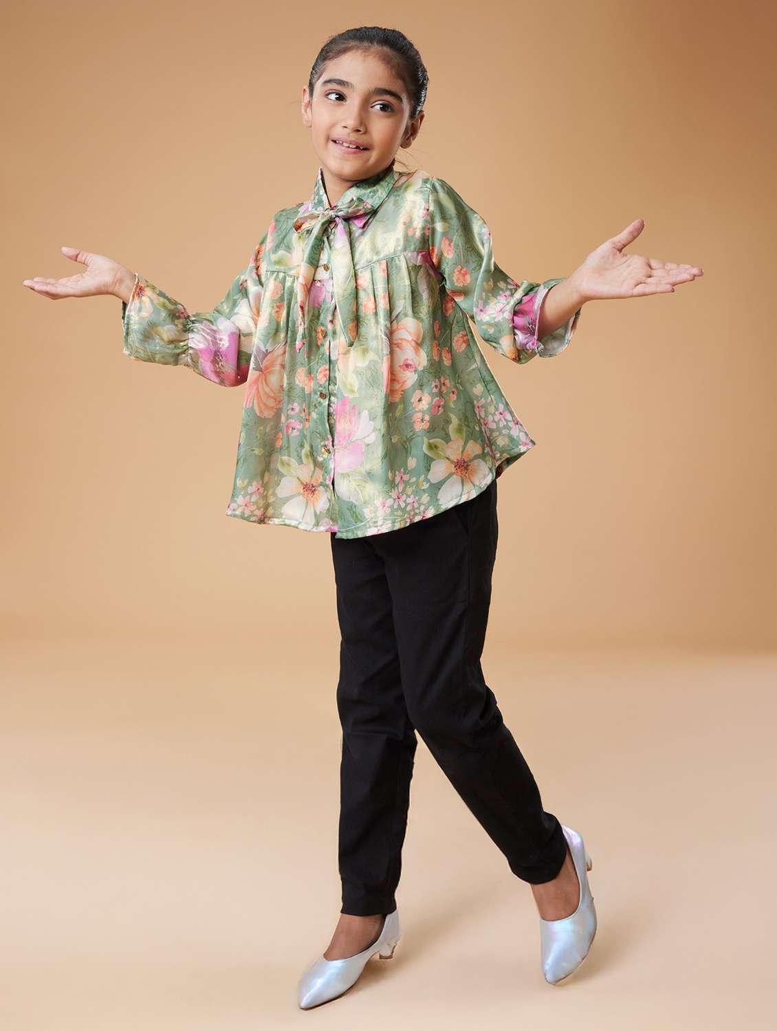 girls floral print tie-up neck long sleeve top - 22078330 - Standard Image - 4