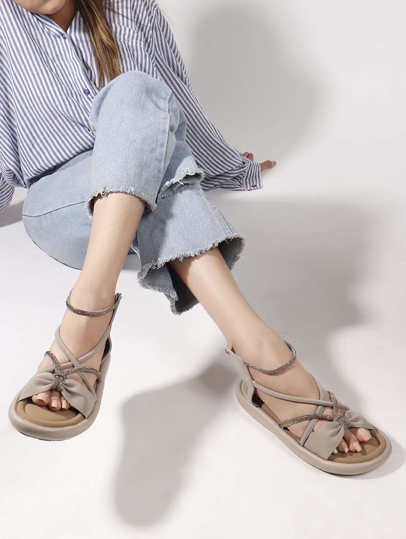 women solid strappy gladiators flats - 22078337 -  Standard Image - 1