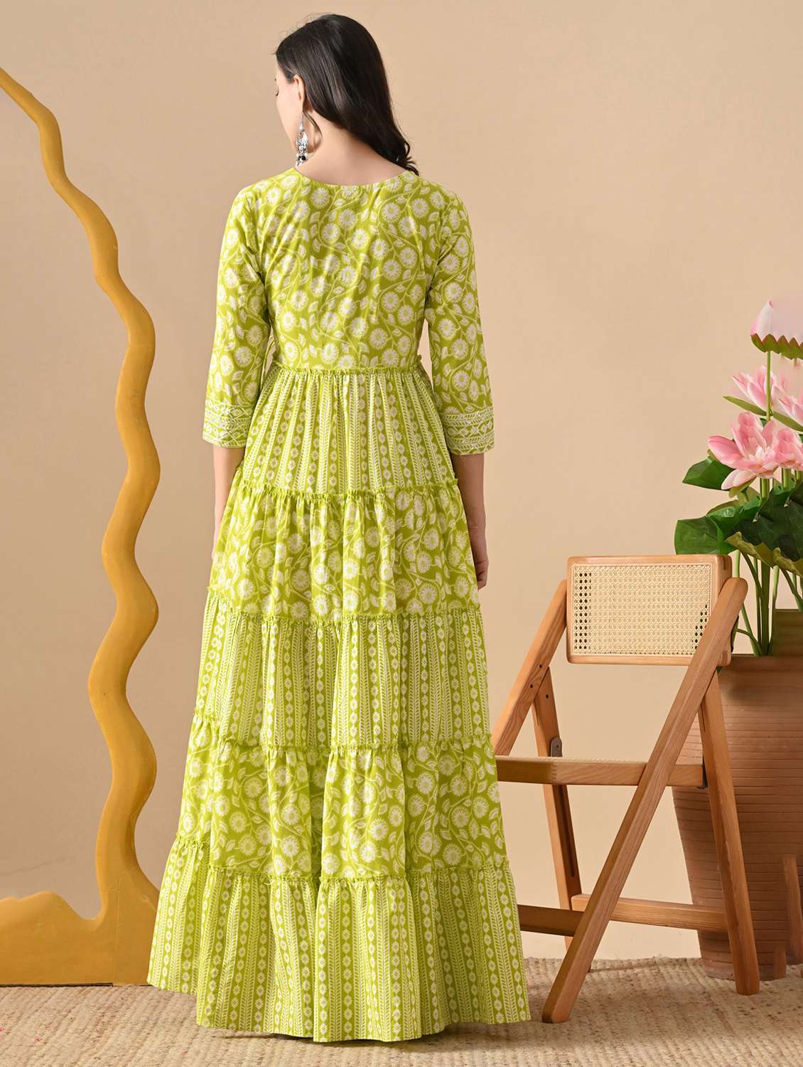 women floral printed three quarter sleeve tiered ethnic dress - 22078423 - Standard Image - 4
