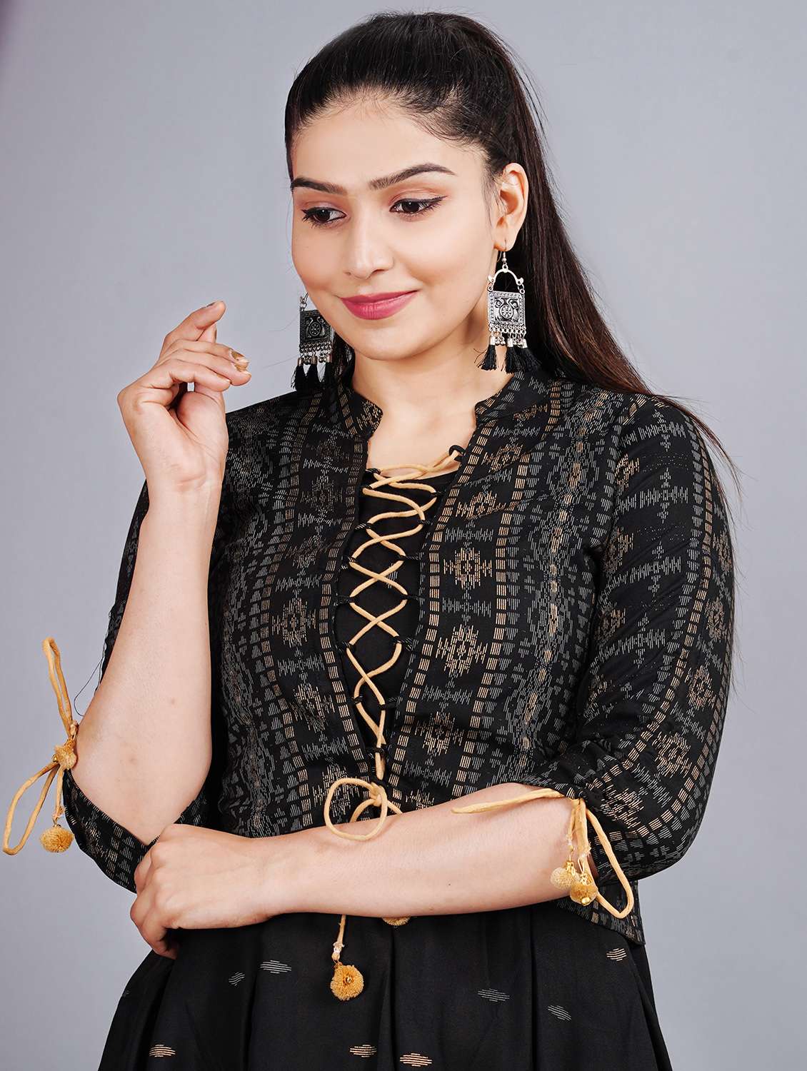 women printed three quarter sleeve kurta with jacket ethnic dress - 22078424 - Standard Image - 4