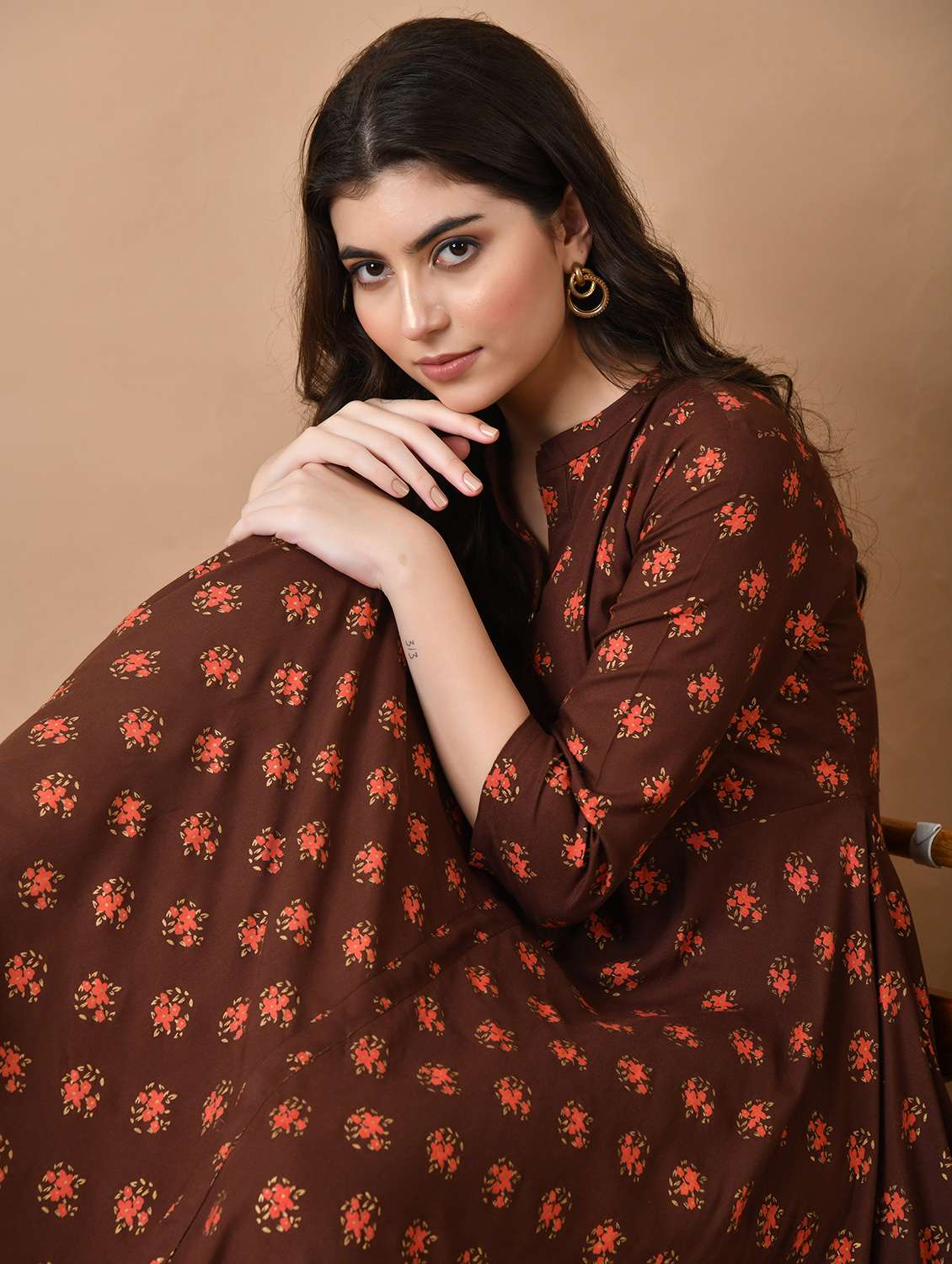 women floral printed three quarter sleeve flared ethnic dress - 22078438 - Standard Image - 4