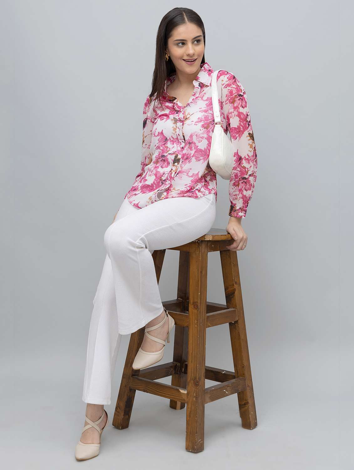 women floral print long sleeve collared regular shirt - 22078506 -  Standard Image - 4