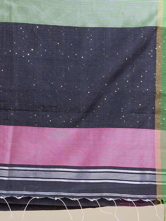 women self design handloom saree with blouse - 22079283 -  Standard Image - 4