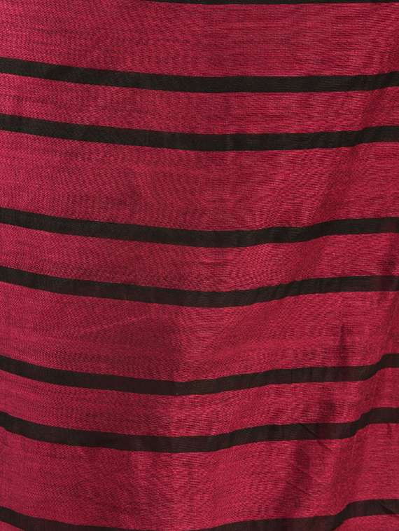 women magenta handloom saree with blouse - 22079287 -  Standard Image - 4