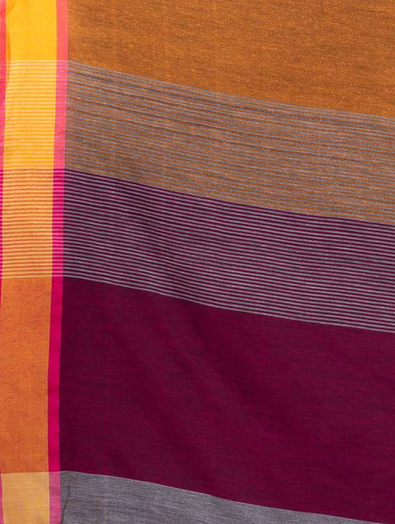 women solid with bordered handloom saree with blouse - 22079309 -  Standard Image - 4