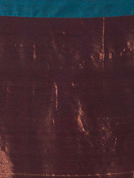 women solid with bordered handloom saree with blouse - 22079312 -  Standard Image - 4