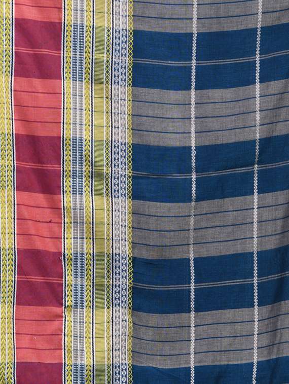 women self design handloom saree with blouse - 22079320 - Standard Image - 4