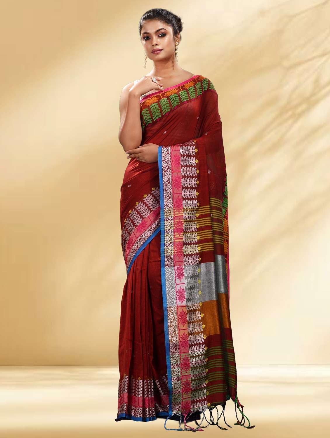 women self design handloom saree with blouse - 22079322 -  Standard Image - 1