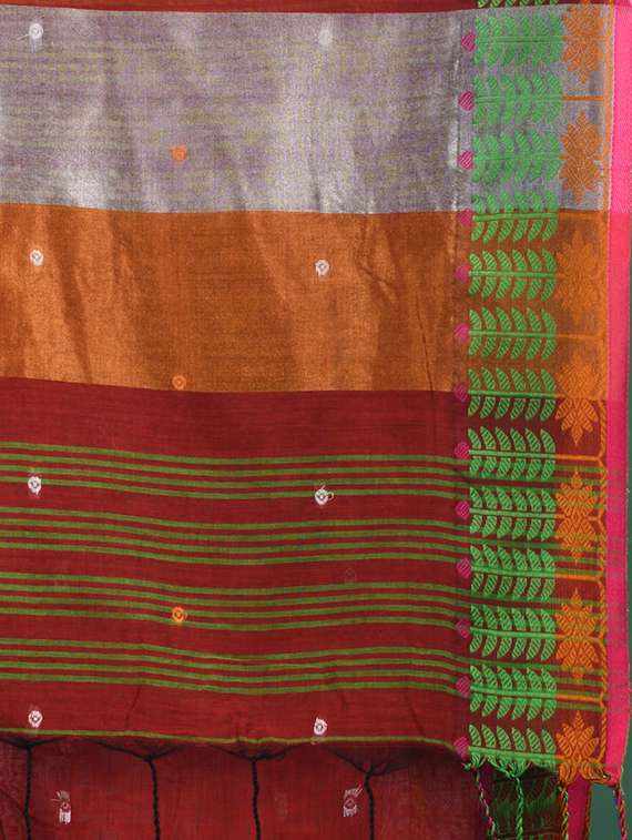 women self design handloom saree with blouse - 22079322 -  Standard Image - 4