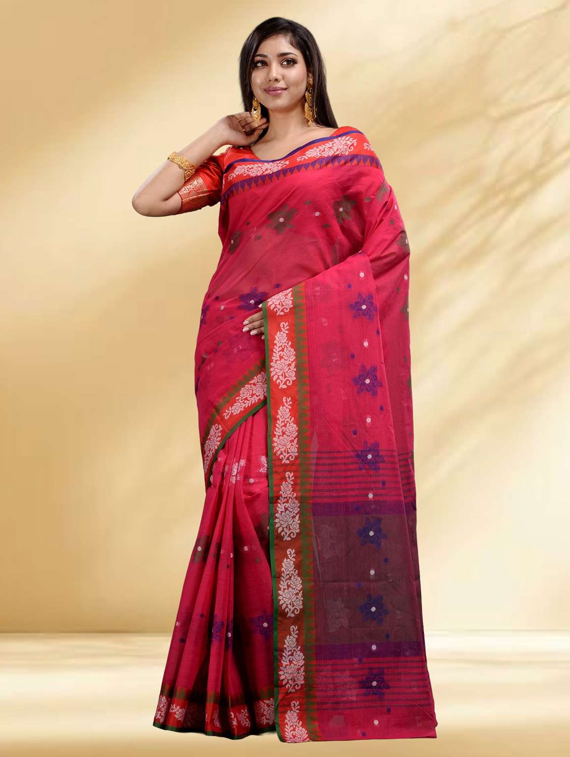 women self design handloom saree