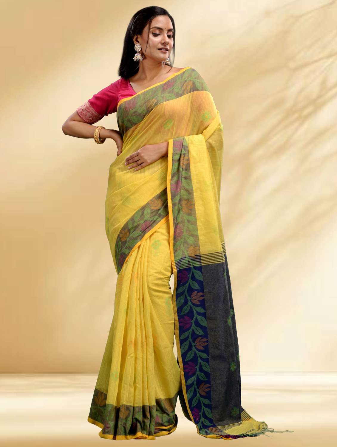 women self design handloom saree with blouse - 22079347 - Standard Image - 1