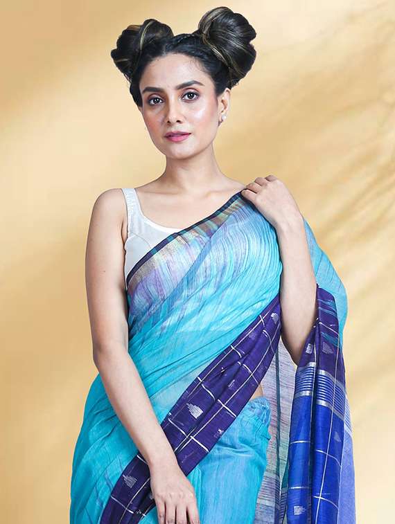 women self design handloom saree with blouse - 22079355 -  Standard Image - 1