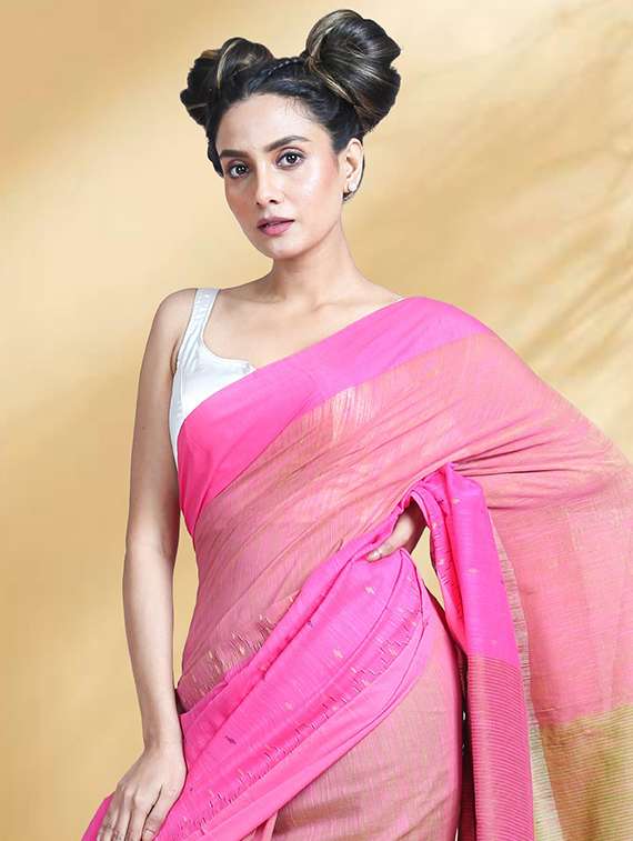 women self design handloom saree with blouse - 22079357 -  Standard Image - 1