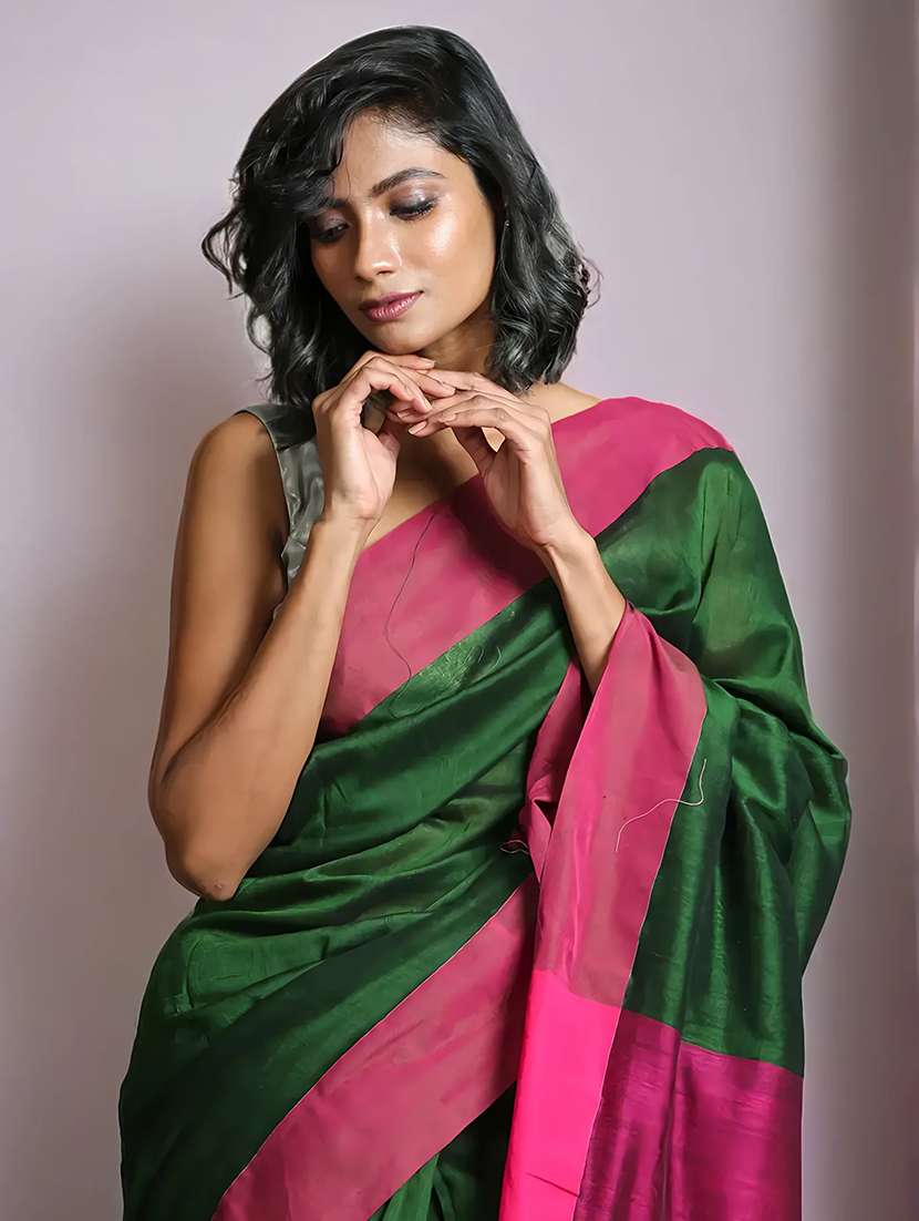 women solid with bordered handloom saree with blouse - 22079360 -  Standard Image - 1
