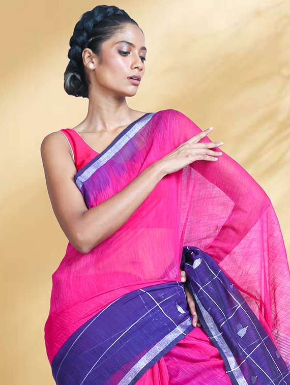 women self design handloom saree with blouse - 22079361 -  Standard Image - 1