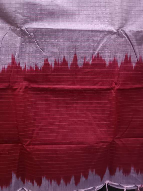 women self design handloom saree - 22079368 -  Standard Image - 4